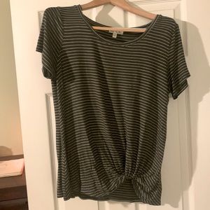 Front Knot Forest Green Short Sleeve Shirt